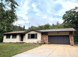 S12108 Larson Rd, Spring Green, WI 53588