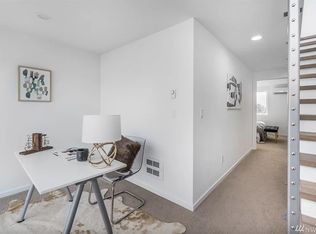 545 N 103rd St, Seattle, WA 98133
