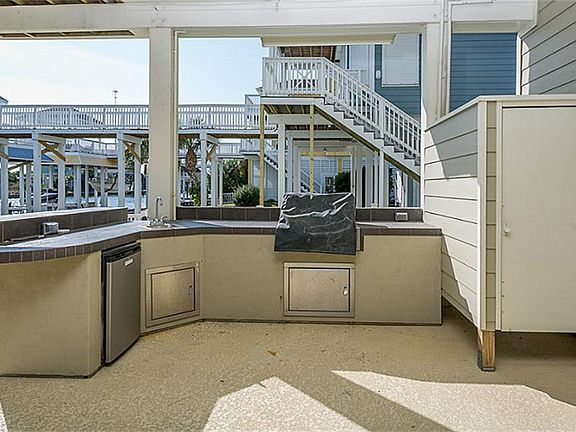 4th image of 13611 Windlass Cir