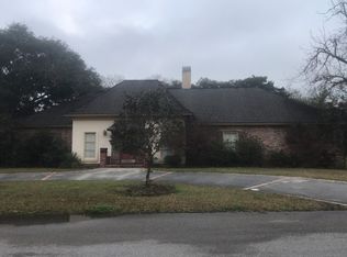 101 Madison Woods Cir, Youngsville, LA 70592