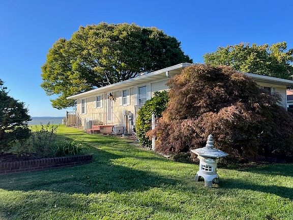5th image of 108 Beachside Dr