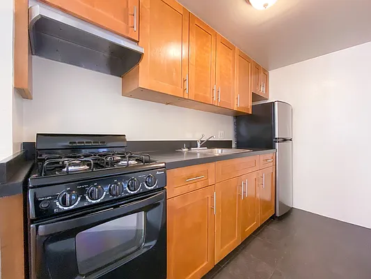 Rented by Compass | media 21