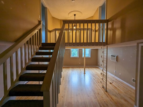 223 Sibley St #305
