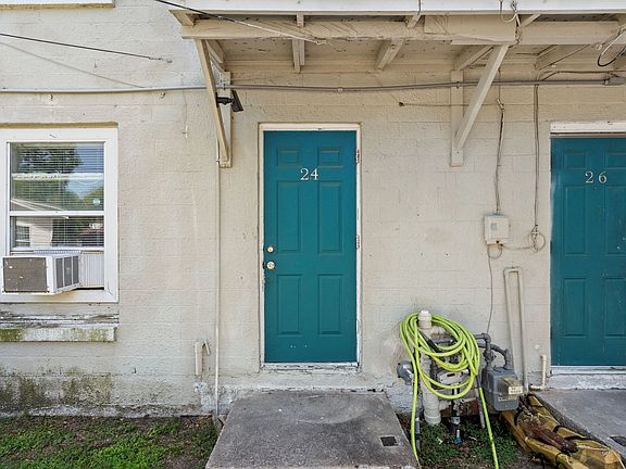 2nd image of 818 3rd Ave N APT 24