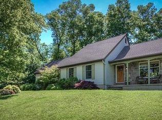 51 Branchville Rd, Valley Cottage, NY 10989