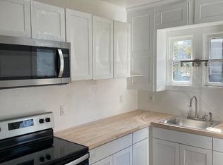 105 2nd St #2S, Slatington, PA 18080