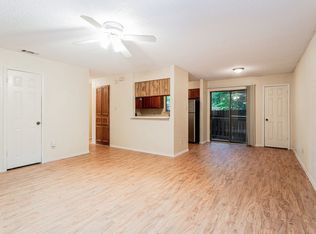 404 Kenniston Dr APT C, Austin, TX 78752