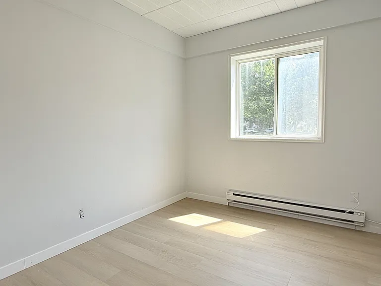 3503 Sandwich St #103 — Photo 7