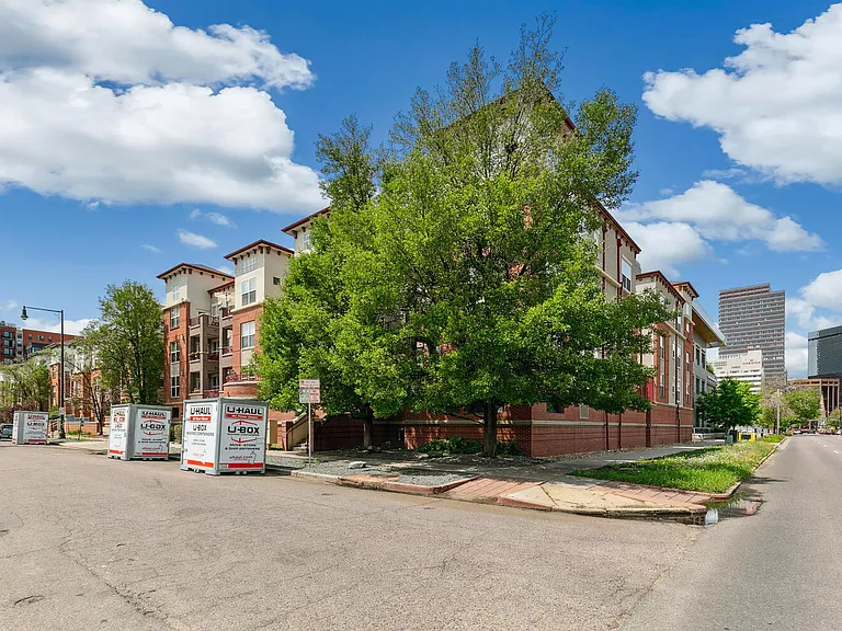 1767 N Pearl St #308 — Photo 30