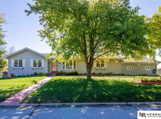 800 E 2nd St, Louisville, NE 68037