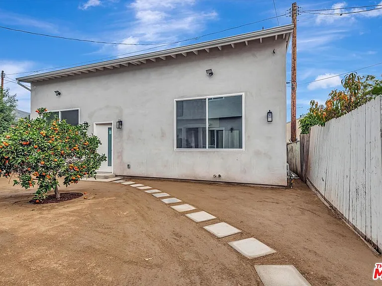 12420 Idaho Ave — Photo 15