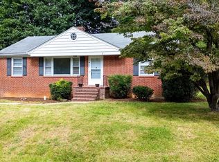 906 Belmore Ave, Staunton, VA 24401