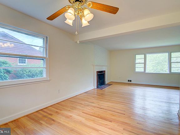 3rd image of 6116 N Morgan St