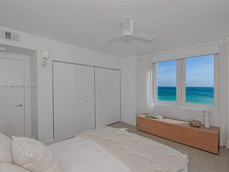 2301 Collins Ave #938 — Photo 7