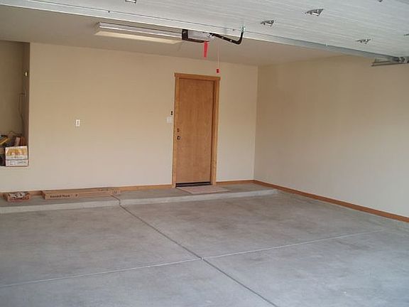 5th image of 9031 Vistas Dr NE