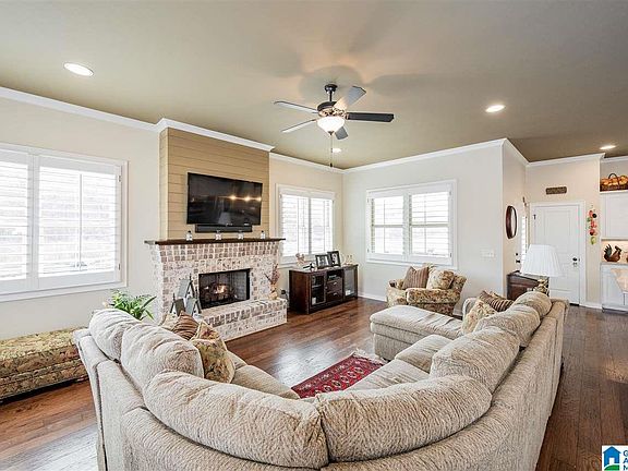 5th image of 8141 Caldwell Dr