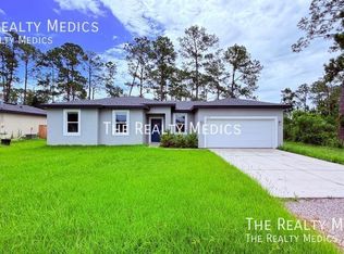 959 11th Ave, Deland, FL 32724