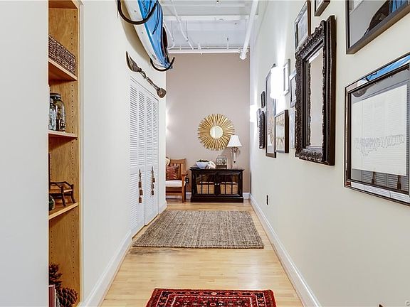 5th image of 306 N 26th St #U131