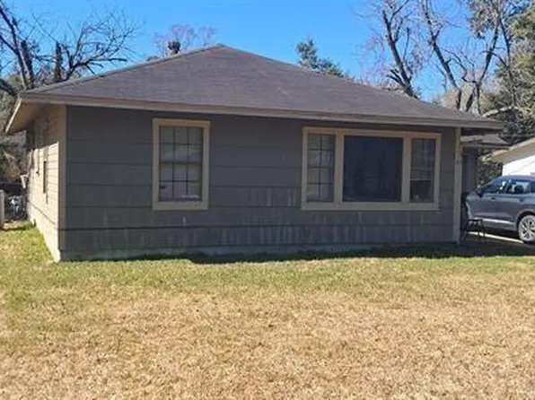 4 Circle C St, Orange, TX 77630