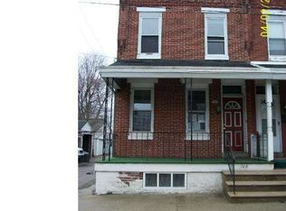 708 W Oak St, Norristown, PA 19401