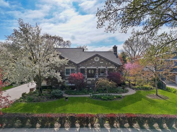 1424 Glencoe Ave, Highland Park, IL 60035