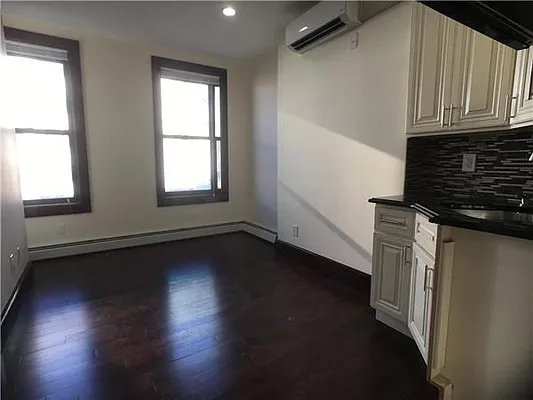 Rented by Avenue Sotheby's International Realty | media 17