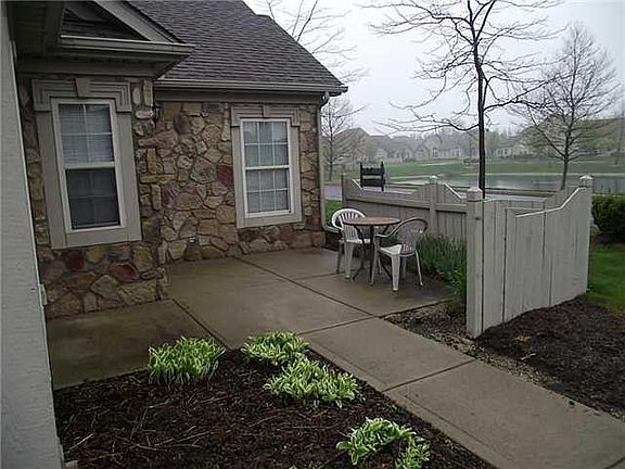 2nd image of 9875 Connor Lake Cir