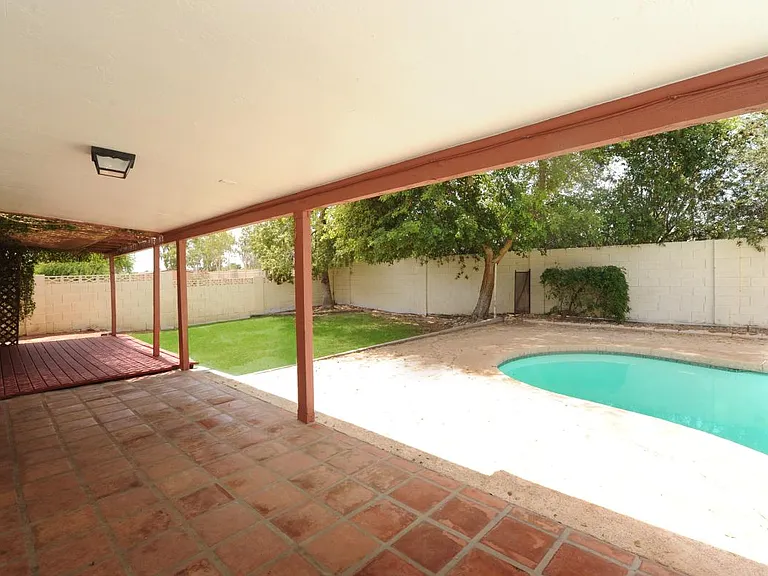 2604 S Cottonwood Dr — Photo 17