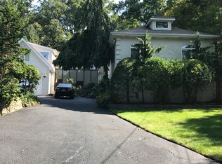 125 Miles St, Alpine, NJ 07620