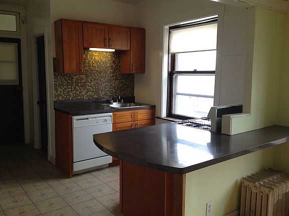 4th image of 4230 N Francisco Ave APT 3