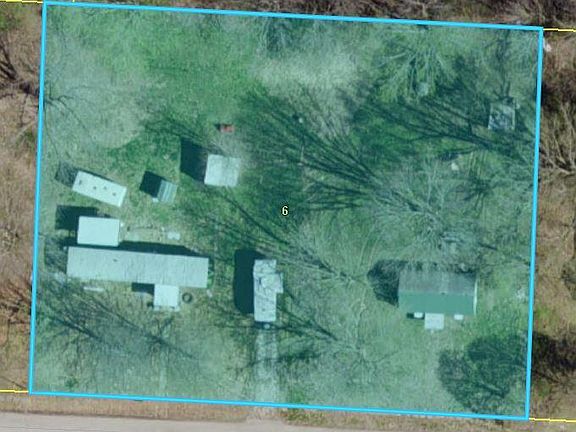 3rd image of 110 Cedar St