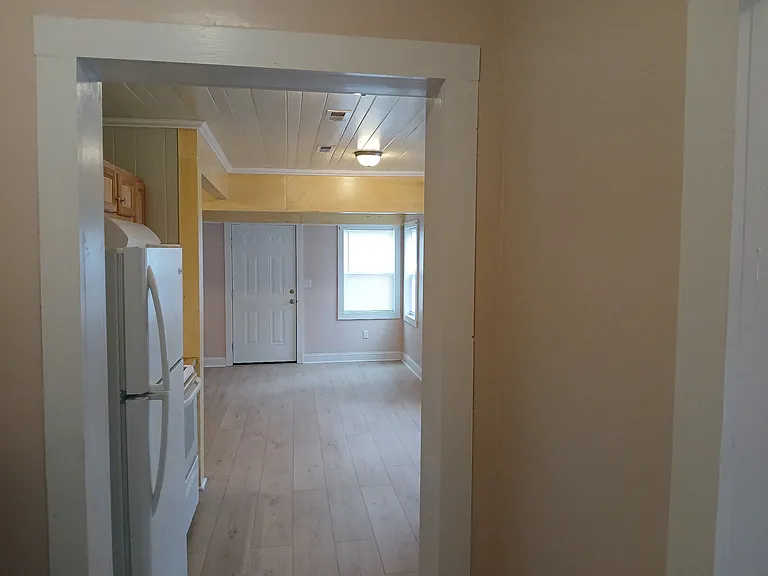 15 Morgan Ave — Photo 5
