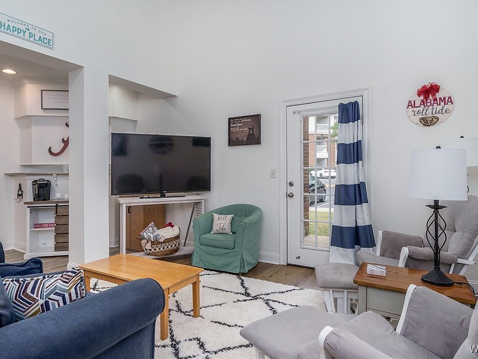 1st image of 3218 Veterans Memorial Pkwy APT 611