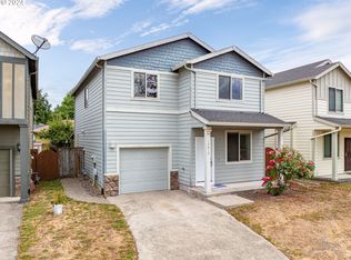 14817 NE Couch St, Portland, OR 97230