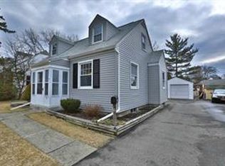 76 Ramsey Pl, Albany, NY 12208