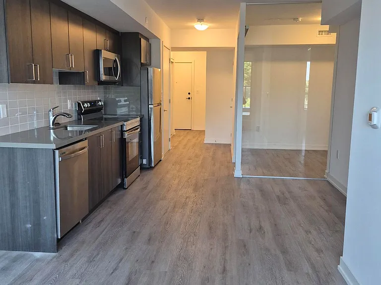 556 Marlee Ave #226 — Photo 7