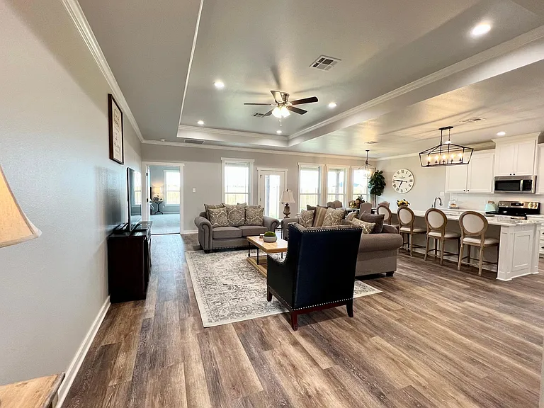 4054 Blair Ln — Photo 3