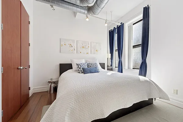 Rented by Compass | media 14