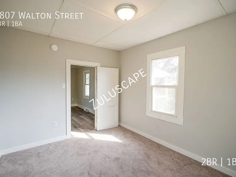 1807 Walton St — Photo 5