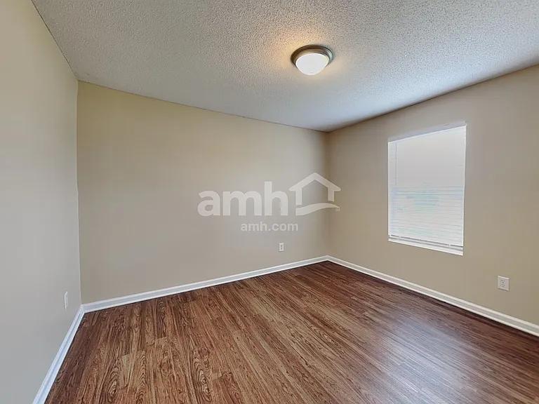 897 Sunvista Dr — Photo 24