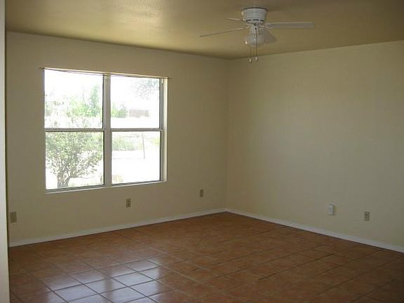 2nd image of 155 Colina Pl #C