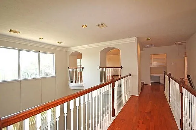 3018 Ravensport Dr — Photo 13
