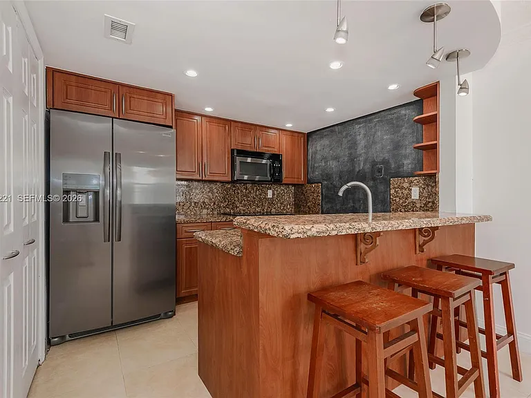 4520 SW 68th Court Cir #5-25 — Photo 1