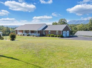 3991 Green Level Rd, Rocky Mount, VA 24151