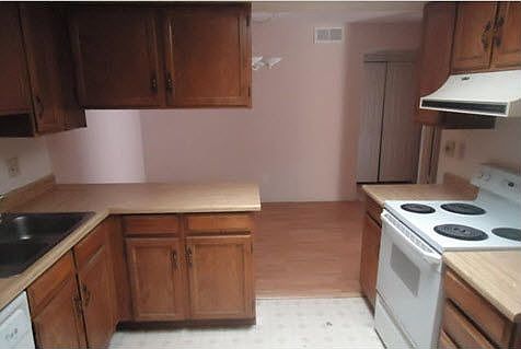 2nd image of 13236 N 51st Ln