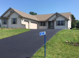 N672 North Ave, Oconomowoc, WI 53066