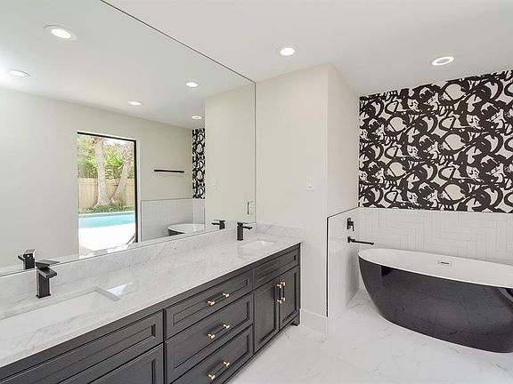 5th image of 10731 Villa Lea Ln