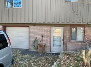 16607 Cottage Grove Ave, Wayzata, MN 55391