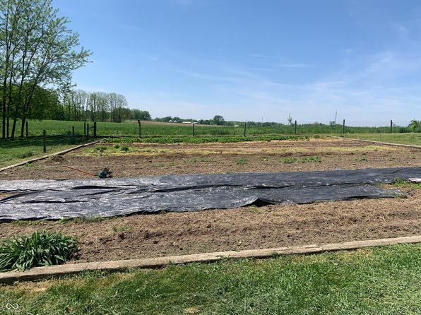 3345 W Strawberry Rd, Montezuma, IN 47862