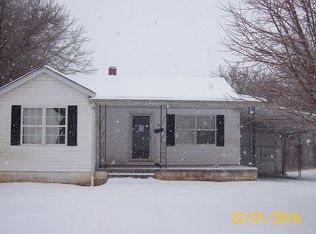 605 Monroe Dr, Tompkinsville, KY 42167